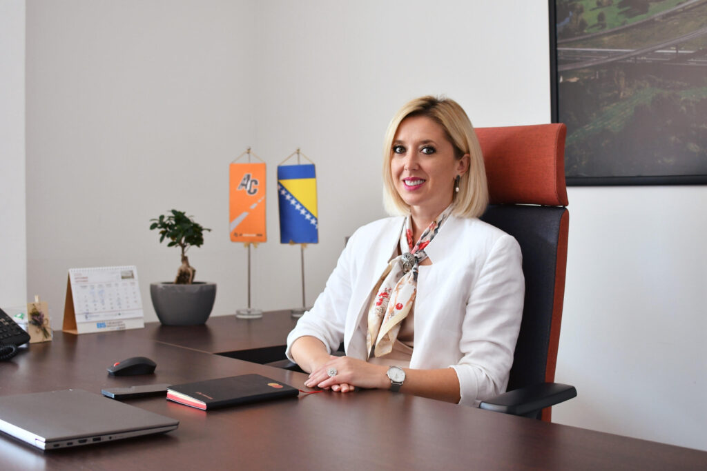 Od volonterke do v.d. izvršne direktorice - Mirnesa Agić, v.d. izvršna ...